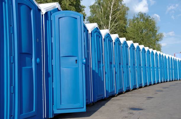 Porta potty delivery and setup in Dale, IN